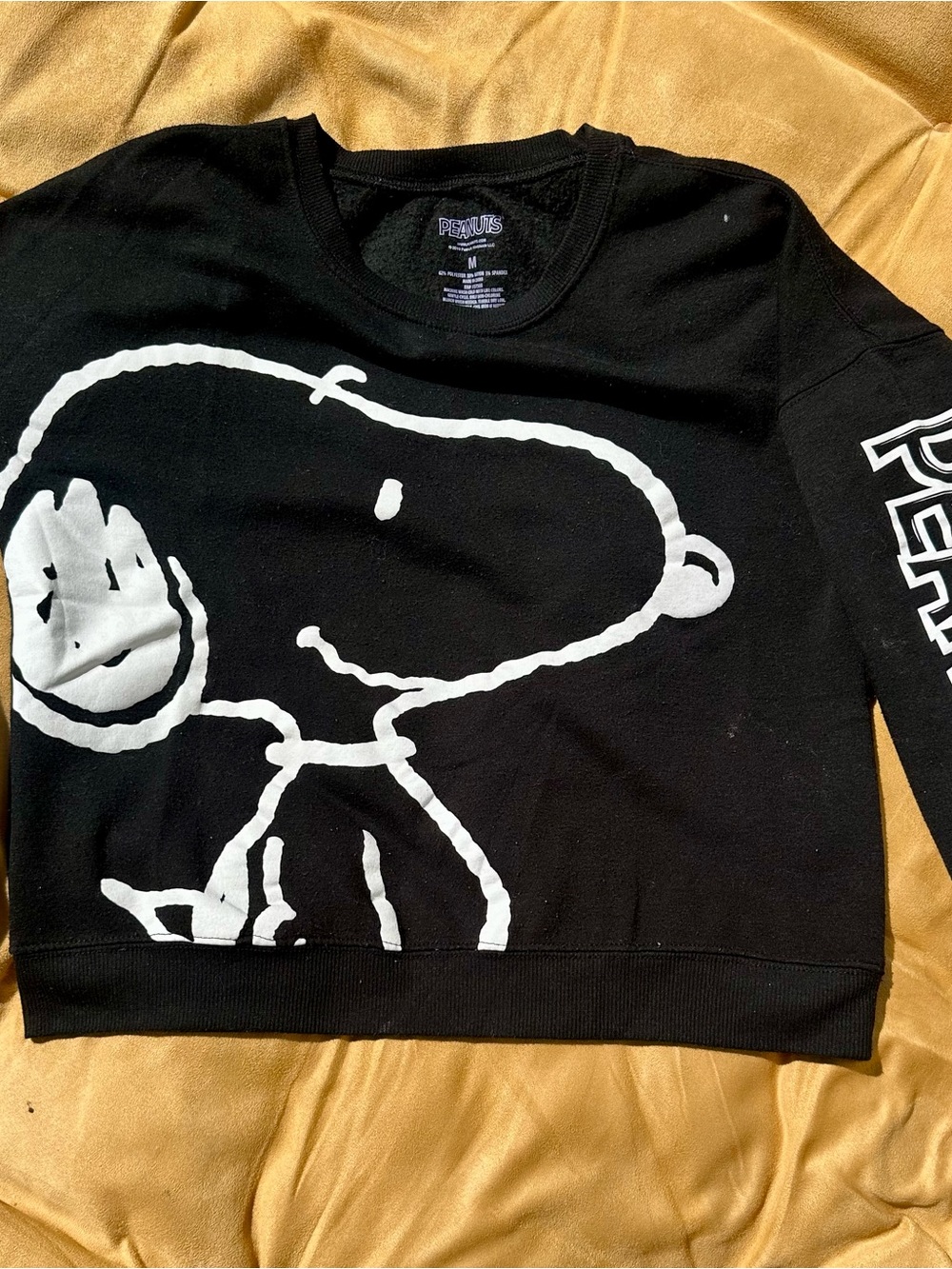 Peanuts Men Black Crewneck Sweatshirt with White Snoopy Graphic